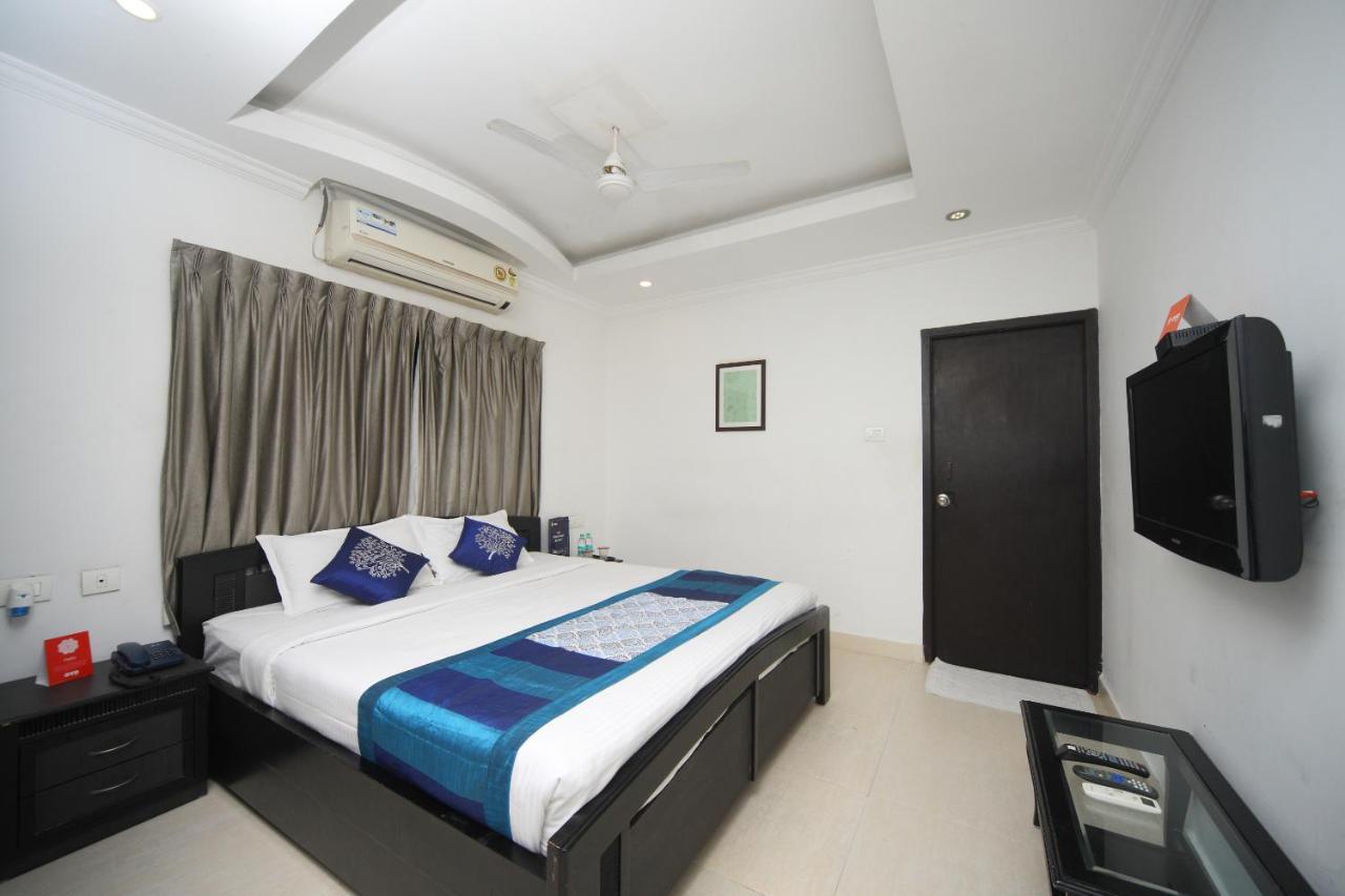 Oyo 17030 Bluten 3* Chennai